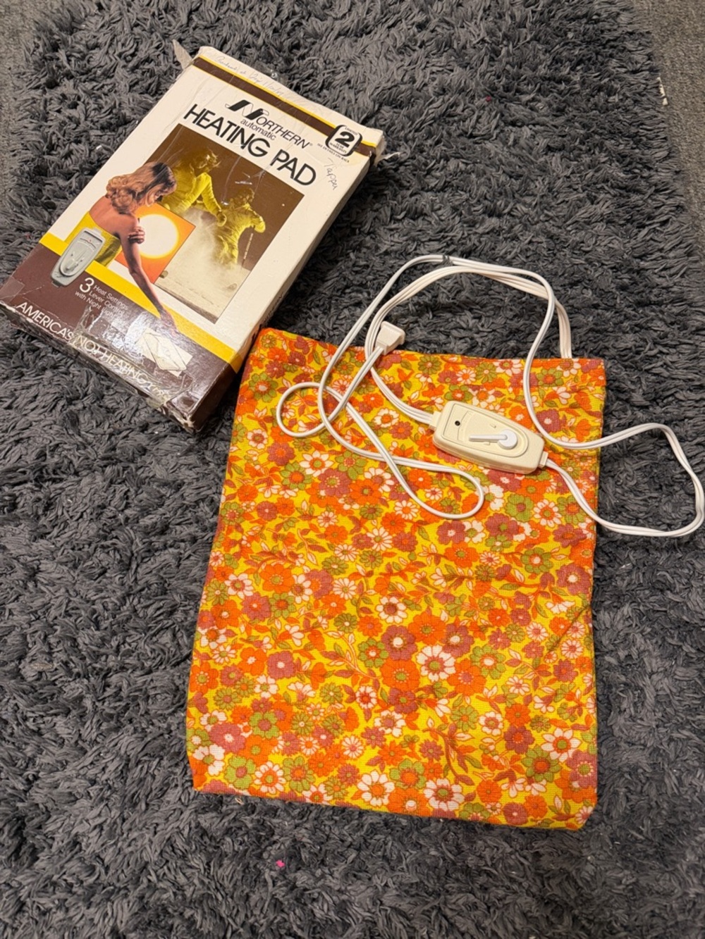 VTG 70s Electric Heating Pad